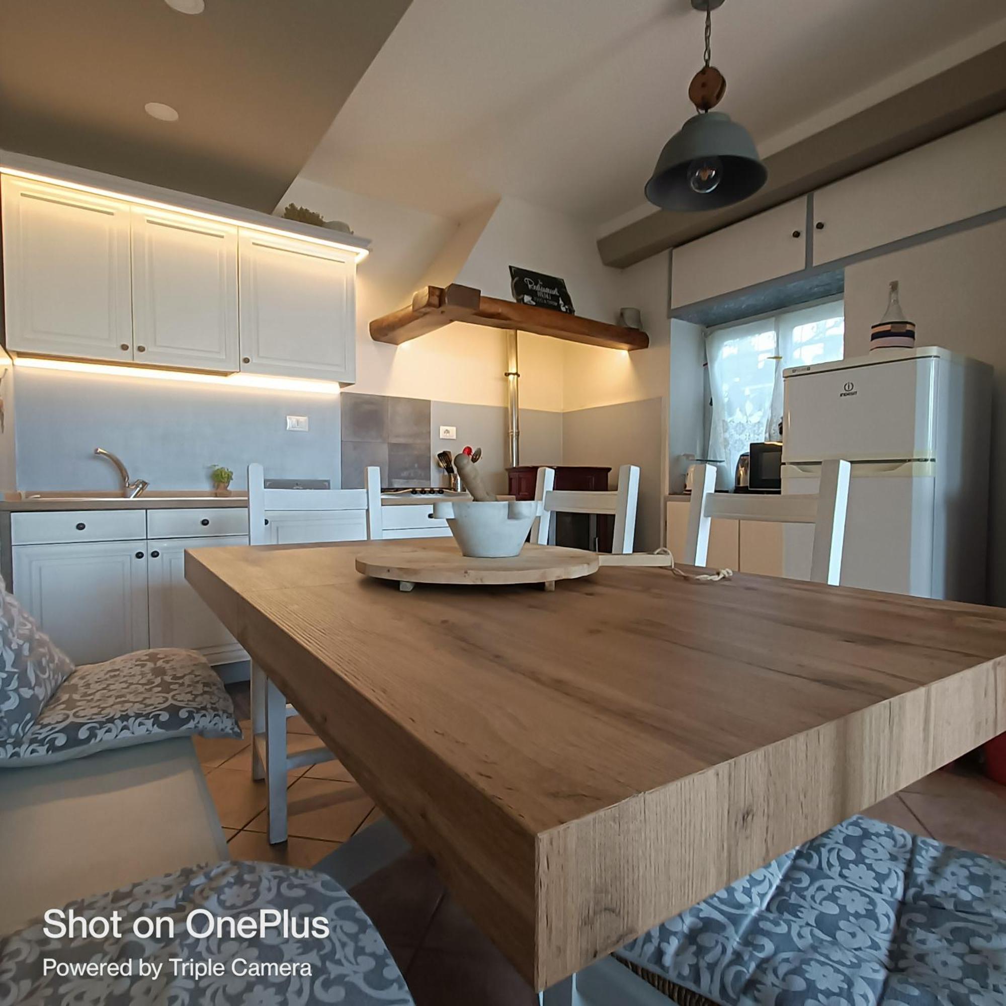 Chez Luis Apartment Imperia Room photo